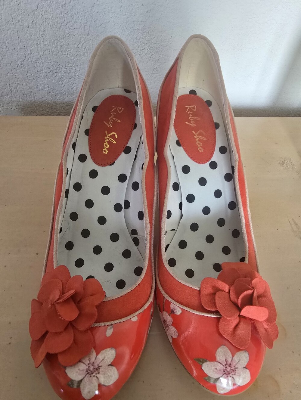 RUBY SHOO ORANGE RETRO HEELS SIZE 9